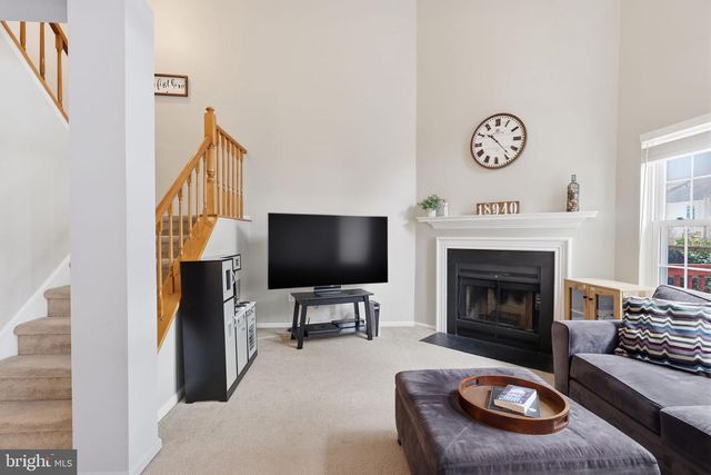 33 E PARK RD, Newtown, PA 18940