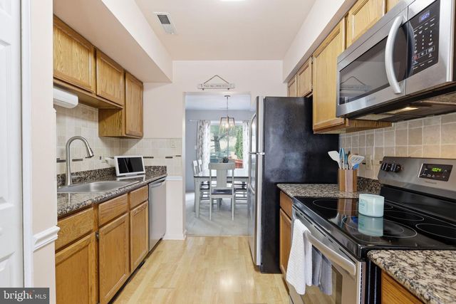 33 E PARK RD, Newtown, PA 18940
