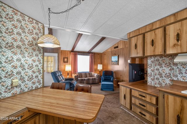 5504 E ARCADIA Avenue, Mesa, AZ 85206