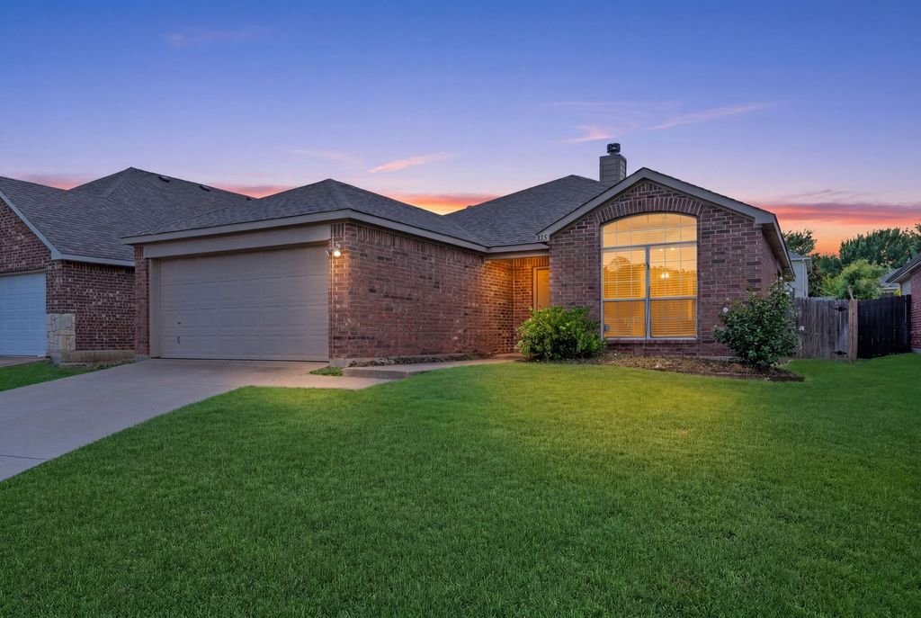 834 Hazels Way, Anna, TX 75409