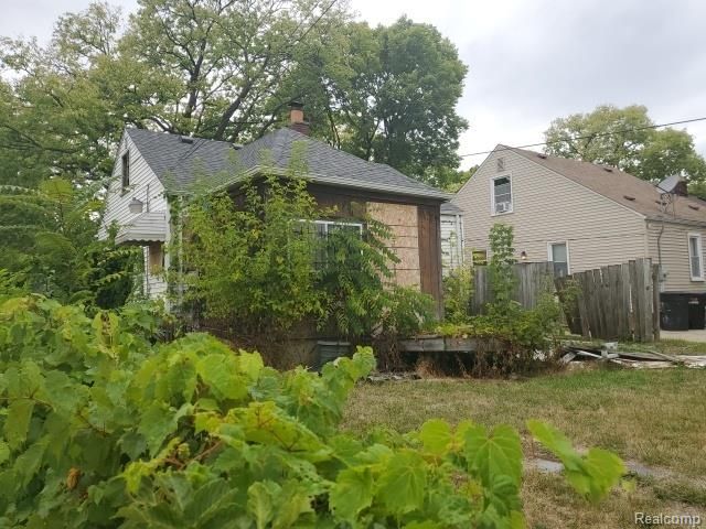 9900 Asbury Park, Detroit, MI 48227