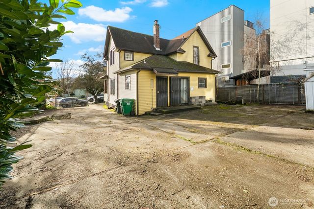 3226 S Edmunds Street, Seattle, WA 98118