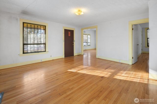 3226 S Edmunds Street, Seattle, WA 98118