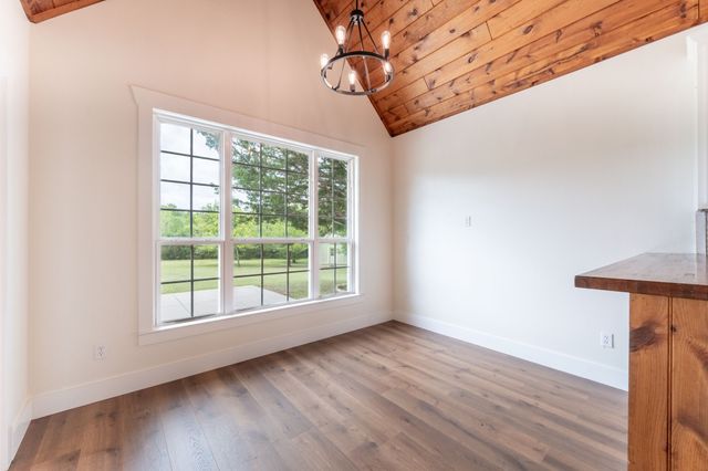 38 Jubilee Farm Road, Bells, TX 75414