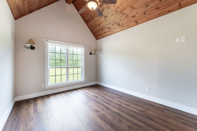 38 Jubilee Farm Road, Bells, TX 75414