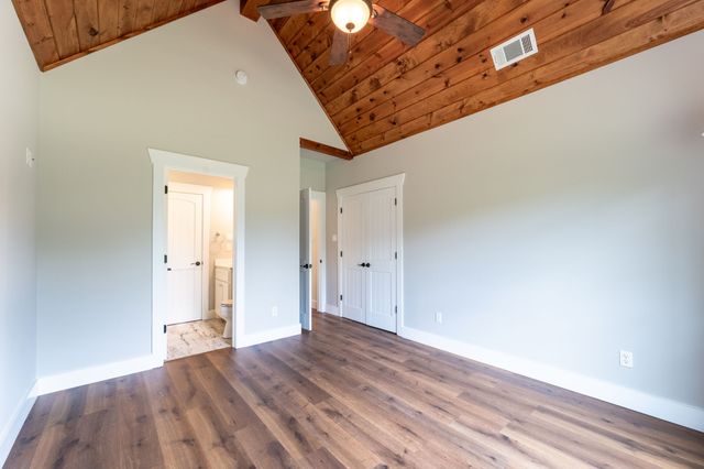 38 Jubilee Farm Road, Bells, TX 75414