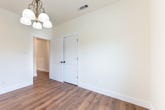 38 Jubilee Farm Road, Bells, TX 75414
