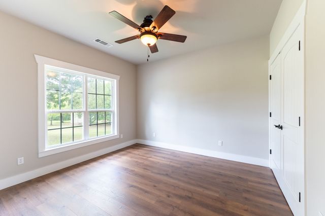 38 Jubilee Farm Road, Bells, TX 75414