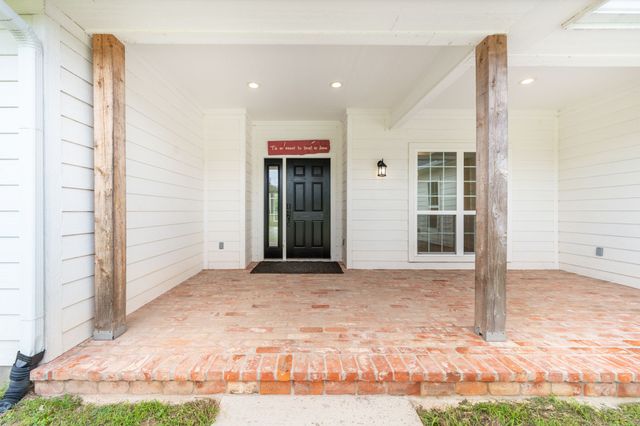 38 Jubilee Farm Road, Bells, TX 75414