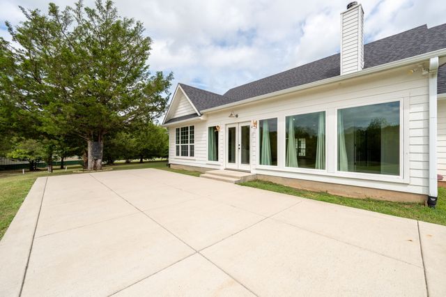 38 Jubilee Farm Road, Bells, TX 75414