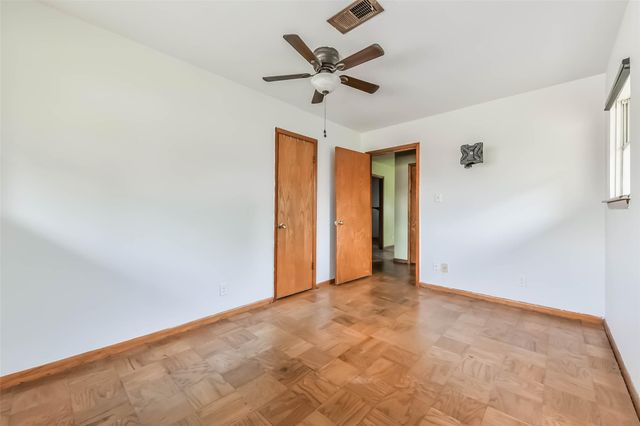 3517 Tanglebriar Drive, Pasadena, TX 77503