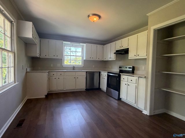 2204 Pisgah Circle NW, Huntsville, AL 35810