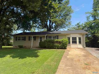 2204 Pisgah Circle NW, Huntsville, AL 35810