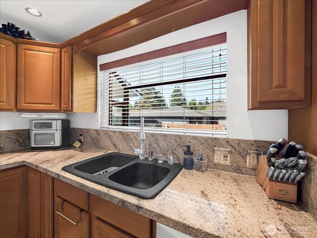 2210 63rd Street SE, Everett, WA 98203