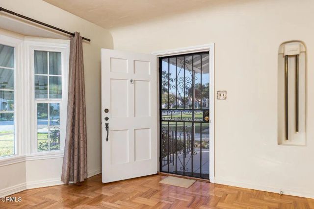 1012 S 2nd Street, Alhambra, CA 91801