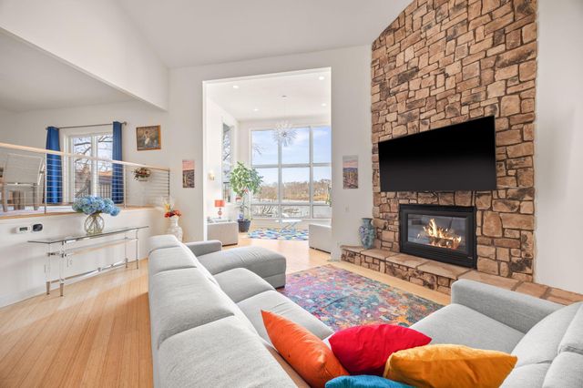 2457 Dianna Lane, Little Canada, MN 55117