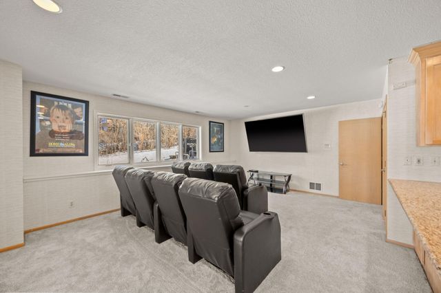 2457 Dianna Lane, Little Canada, MN 55117