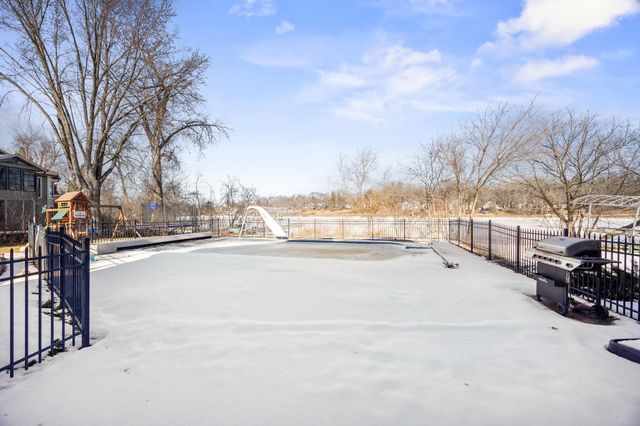 2457 Dianna Lane, Little Canada, MN 55117