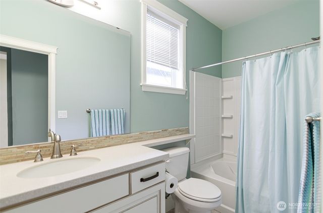 4941 Orcas Street NE, Lacey, WA 98516