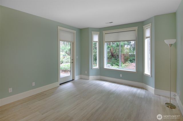 4941 Orcas Street NE, Lacey, WA 98516