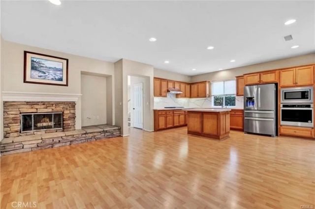 9 Carmichael, Irvine, CA 92602