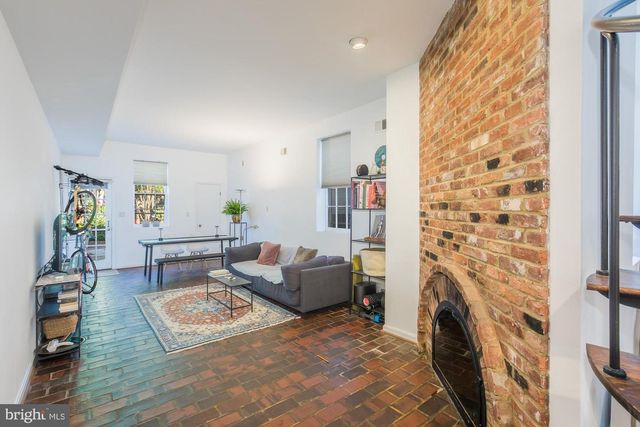 238 14TH ST SE, Washington, DC 20003