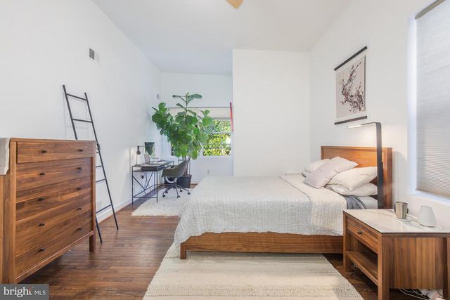238 14TH ST SE, Washington, DC 20003