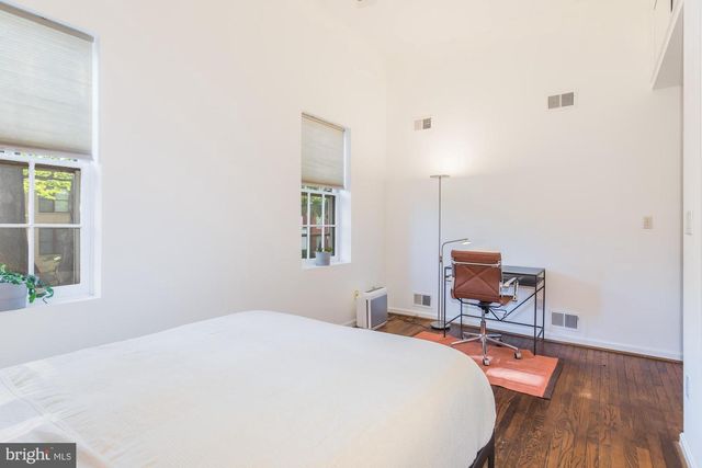238 14TH ST SE, Washington, DC 20003