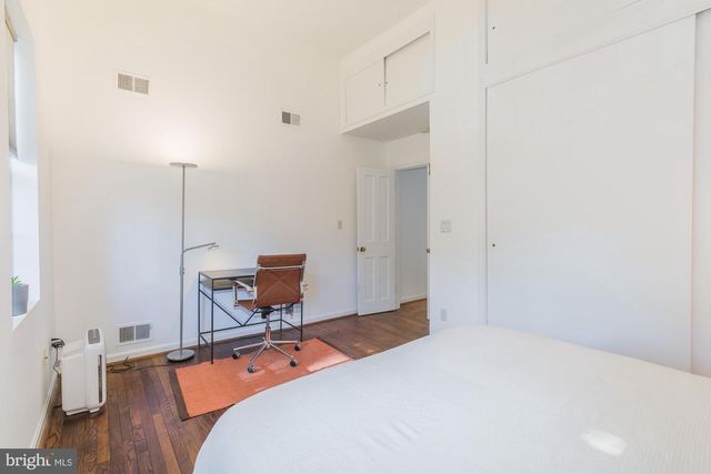 238 14TH ST SE, Washington, DC 20003