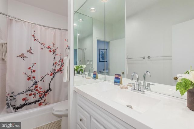 238 14TH ST SE, Washington, DC 20003