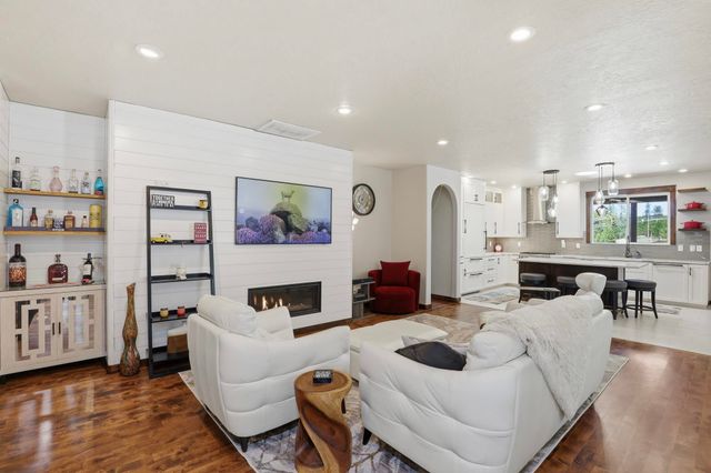 5108 W Millbury Ave, Spokane, WA 99208