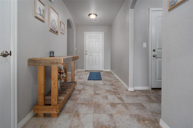 2408 Dora Place, Yukon, OK 73099