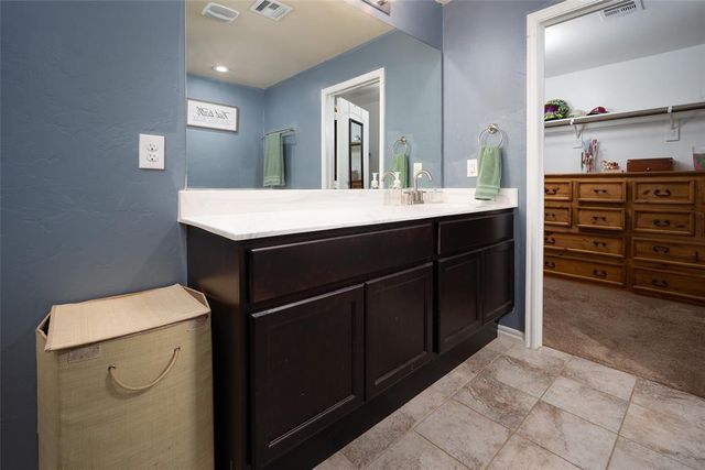 2408 Dora Place, Yukon, OK 73099