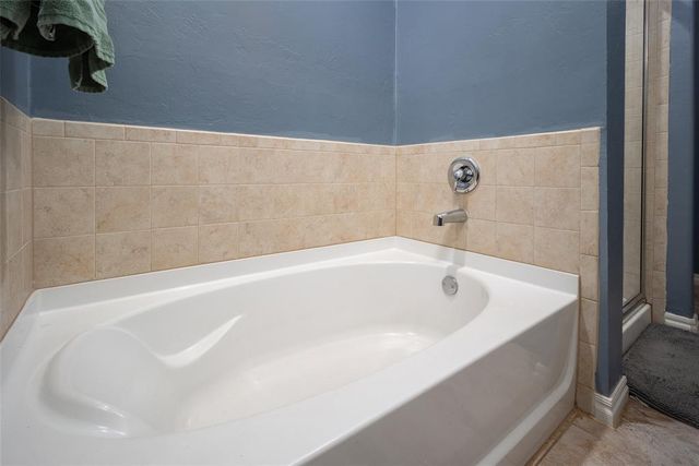 2408 Dora Place, Yukon, OK 73099