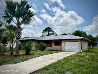 960 Carrot Avenue SE, Palm Bay, FL 32909