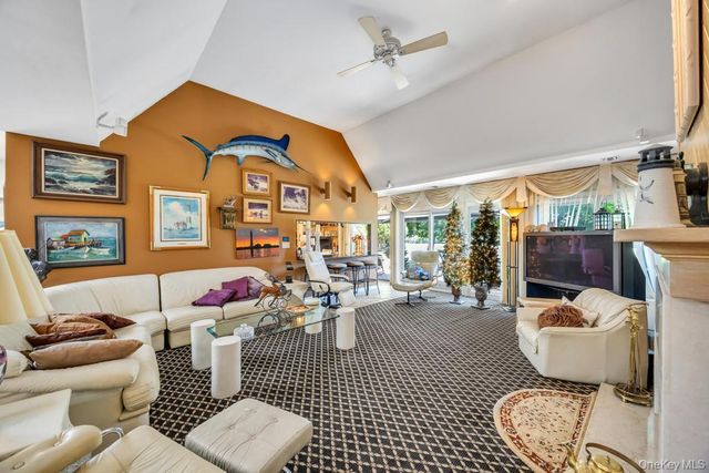 202 Captains Way, Bay Shore, NY 11706