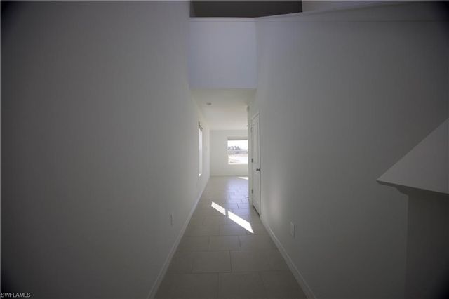 19558 Fairhill CT, Lehigh Acres, FL 33936