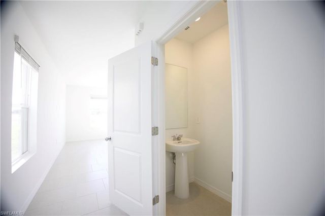 19558 Fairhill CT, Lehigh Acres, FL 33936