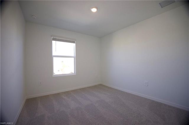 19558 Fairhill CT, Lehigh Acres, FL 33936