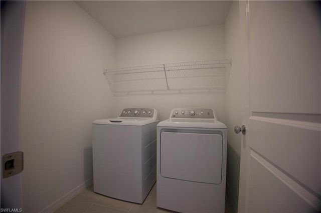 19558 Fairhill CT, Lehigh Acres, FL 33936