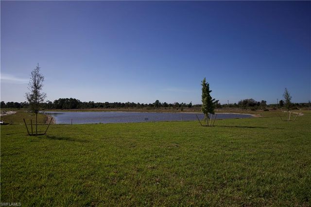 19558 Fairhill CT, Lehigh Acres, FL 33936