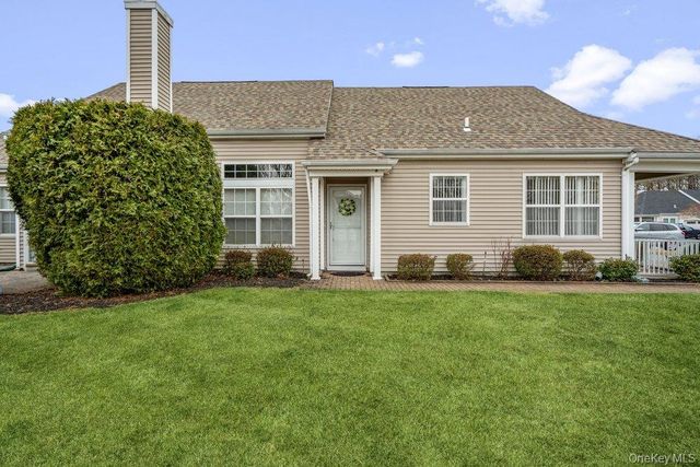 587 Leisure Drive, Ridge, NY 11961