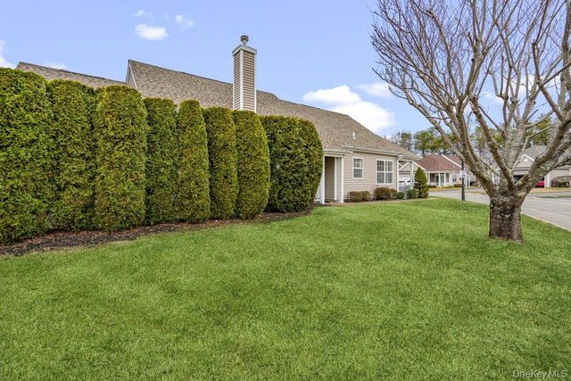 587 Leisure Drive, Ridge, NY 11961