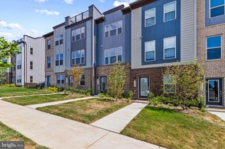 8979 KATHERINE JOHNSON AVE, Manassas, VA 20109