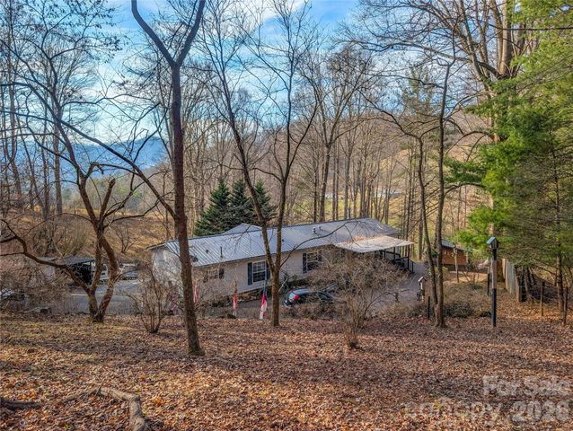 1372 Lickskillet Road, Burnsville, NC 28714