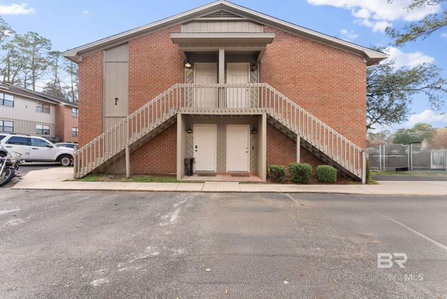 512 Lake Forest Boulevard 124F, Daphne, AL 36526