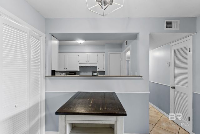 512 Lake Forest Boulevard 124F, Daphne, AL 36526