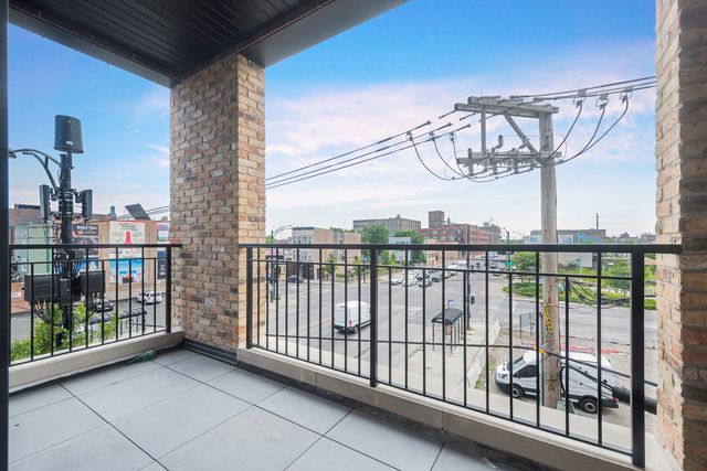 520 N Western Avenue 3B, Chicago, IL 60612
