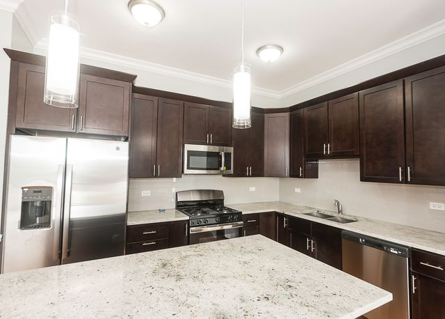 520 N Western Avenue 3B, Chicago, IL 60612