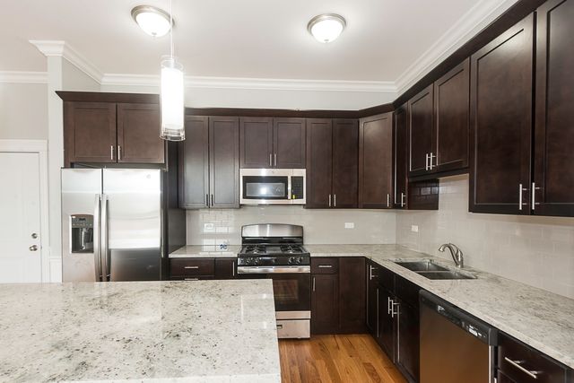 520 N Western Avenue 3B, Chicago, IL 60612